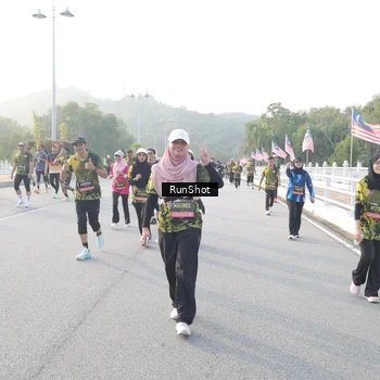 Runner Photo 6835922