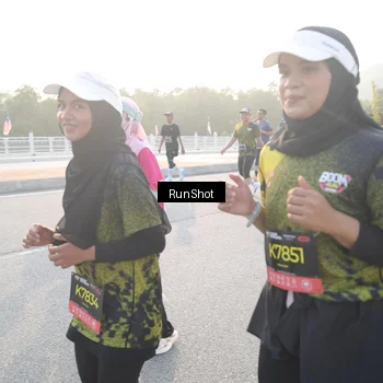 Runner Photo 6835947