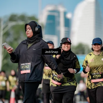 Runner Photo 6835948