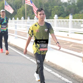 Runner Photo 6835984