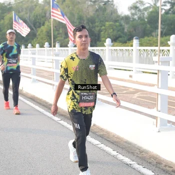 Runner Photo 6835986