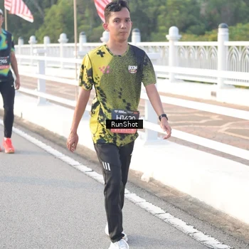 Runner Photo 6835993
