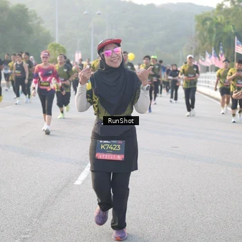 Runner Photo 6836001