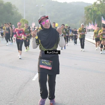 Runner Photo 6836003