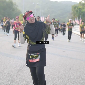Runner Photo 6836004