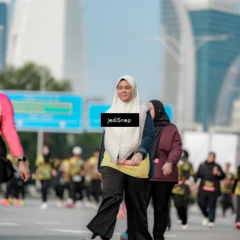 Runner Photo 6836012