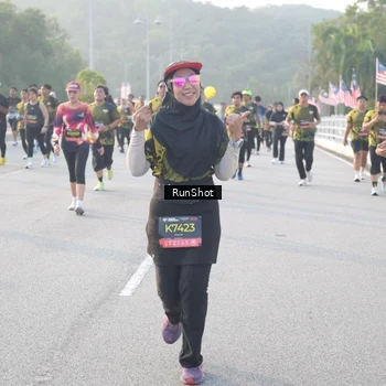 Runner Photo 6836020