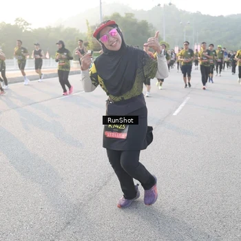Runner Photo 6836022