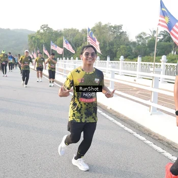 Runner Photo 6836043