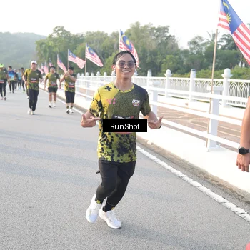 Runner Photo 6836044