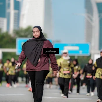 Runner Photo 6836045