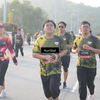 Runner Photo 6836052