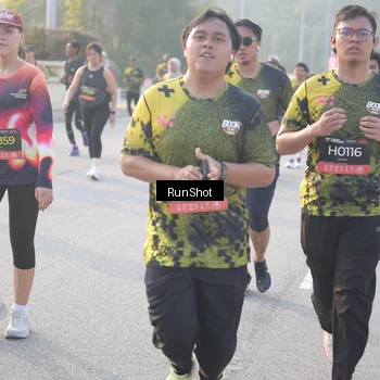 Runner Photo 6836060