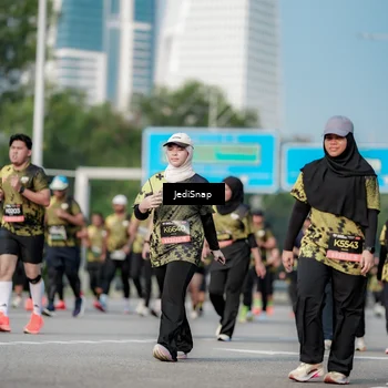 Runner Photo 6836069