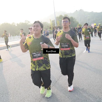 Runner Photo 6836074