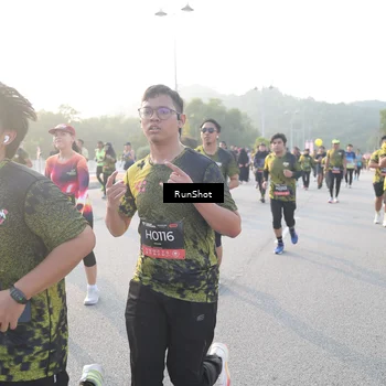Runner Photo 6836075