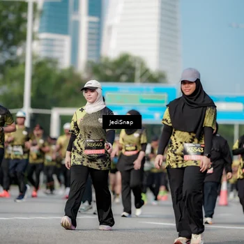 Runner Photo 6836084