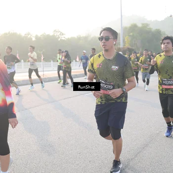 Runner Photo 6836089