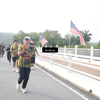 Runner Photo 6836096