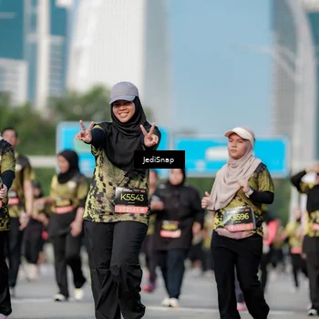 Runner Photo 6836098