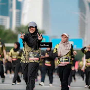 Runner Photo 6836104