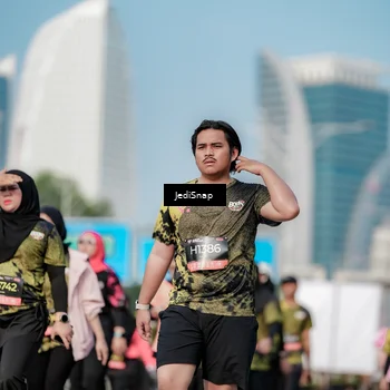 Runner Photo 6836152