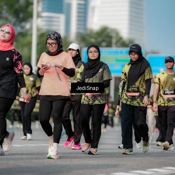 Runner Photo 6836193