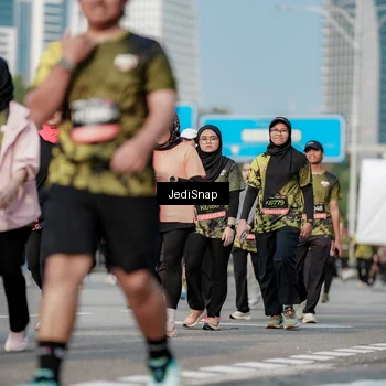 Runner Photo 6836220