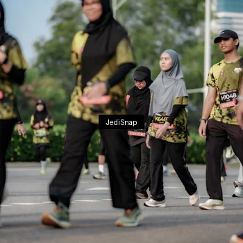 Runner Photo 6836243