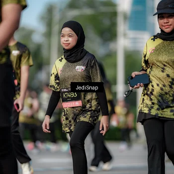 Runner Photo 6836259