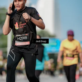 Runner Photo 6836361