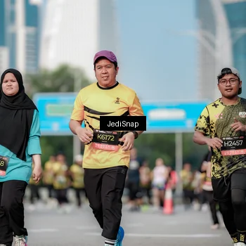 Runner Photo 6836362