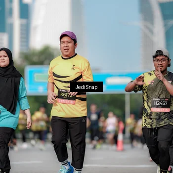 Runner Photo 6836366