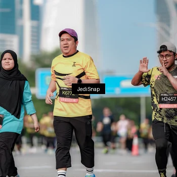 Runner Photo 6836367
