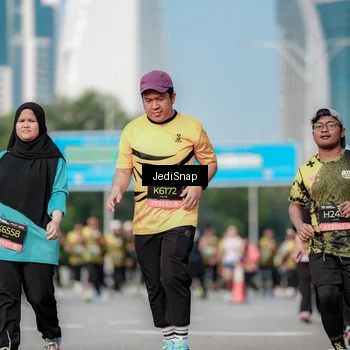Runner Photo 6836372