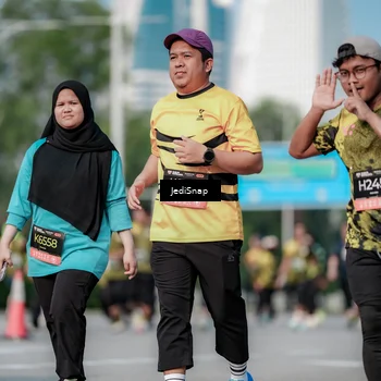 Runner Photo 6836379