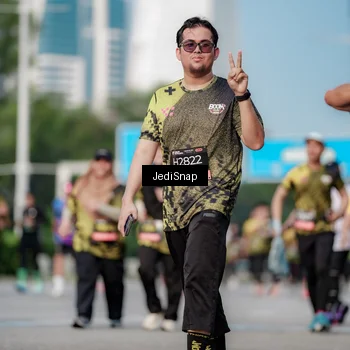 Runner Photo 6836398