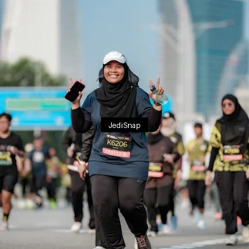 Runner Photo 6836402