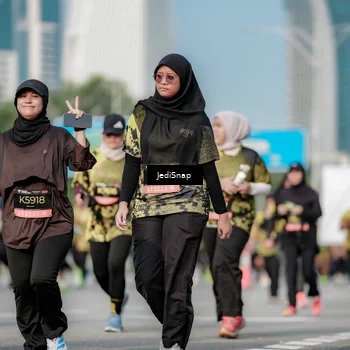 Runner Photo 6836455