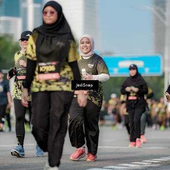 Runner Photo 6836456