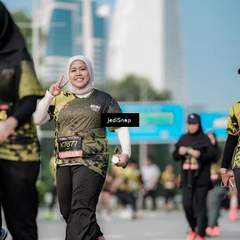 Runner Photo 6836471