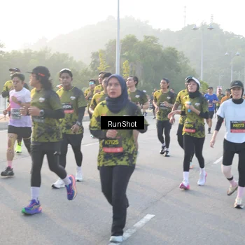 Runner Photo 6836501