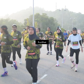 Runner Photo 6836518
