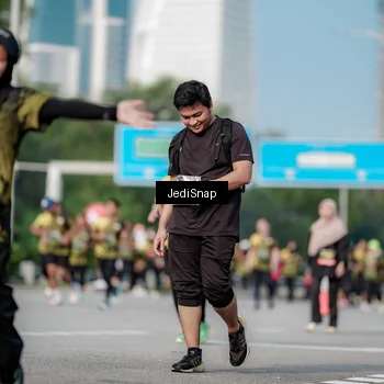 Runner Photo 6836899