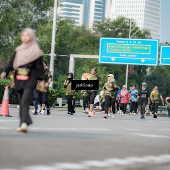 Runner Photo 6836969