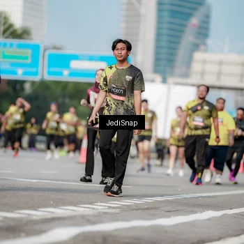 Runner Photo 6837017