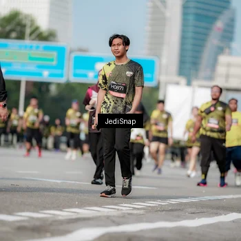 Runner Photo 6837037