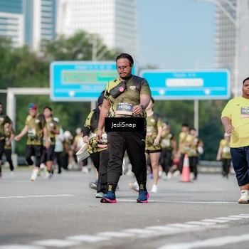 Runner Photo 6837064