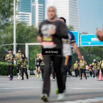Runner Photo 6837134