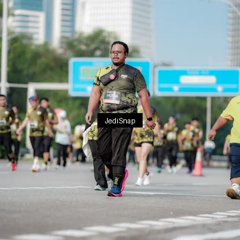 Runner Photo 6837135